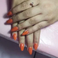 کاشت و ترمیم ناخن .مانیکور پدیکور