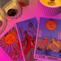 فال تاروت ، قهوه و شمع تراپی