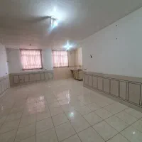 سویئت-دفترکار
