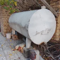 تانکر و درب آهنی و موتور آب برای باغ وقفسه قنادی