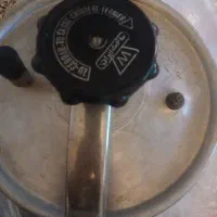 دیگ زود پز ۵ لیتری