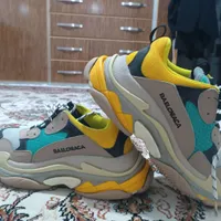 سایز ۴۴هست ولی۴۳ پاخوره