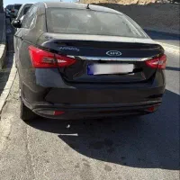 آریزو ۵ مدل ۴۰۲