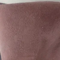 موکت قهوه ای رنگ