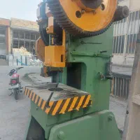 پرس ضربه ای ۱۲۰تن قیومی|ماشین‌آلات صنعتی|اصفهان, شهرک کوثر|دیوار