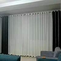 پرده سالنی با کناره هایمخمل و پرده حریر ساده