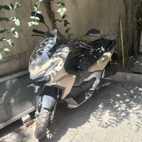 هوندا ADV 160