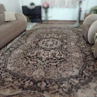 فرش دوازده متری کاملا سالم و تمیز