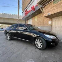 جنسیس سدان جفت موس2011