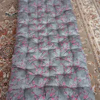 تشک نو  مناسب برای جهیزیه الیافش از پشم هست