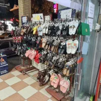 کلیه لوازم کفش فروشی ویترین رگال دکور|کیف، کفش، کمربند|شیراز, شریفآباد|دیوار