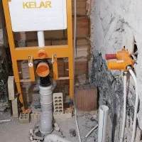 لوله کشی آب وفاضلاب پمپ و منبع و تاسیسات ونم رطوبت