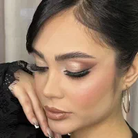 (نیاز به مدل بالیاژ) شنیون و میکاپ فقط وفقط با۱۴۰۰
