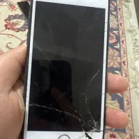 آیفون ال سی دی شکسته