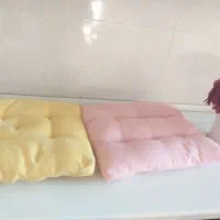 بالشت پر همراه نشیمنی|رختخواب، بالش، پتو|تنکابن, |دیوار