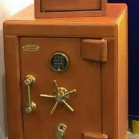گاو صندوق خرم  ۶۰۰کیلوی