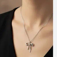 حراج گردنبند رنگ ثابت به علت جمع آوری مغازه
