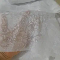 چادر سفید وشال