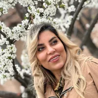 اموزش گویندگی و مدلینگ و استخدام