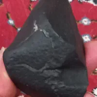 شهاب سنگ و الماس سیاه و سنگهای کمیاب در طبیعت