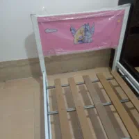 تخت یک نفره صورتی|تخت و سرویس خواب|بهمن صغاد, |دیوار