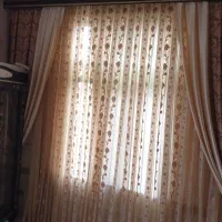 دوتا پرده جداگانه، عرض هر کدام سه متر