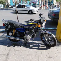 استخدام پیک موتوری