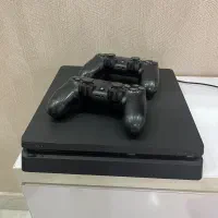 اسلیم ۵۰۰ گیگ همراه با دیسک بازیps4