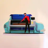 استخدام نیروی کار ساده در کارگاه برش لیزر