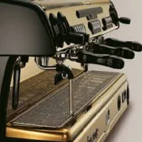 دستگاه صنعتی سه گروپ با شرایط ویژه در اصفهان|کافی‌شاپ و رستوران|اصفهان, پوریای ولی|دیوار