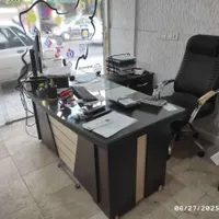 میز مدیریت و کنفرانس و منشی