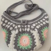 کیف موتیفی با کاموا
