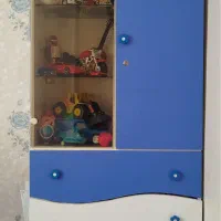 تخت و کمد کودک..