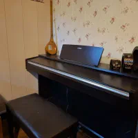 پیانو دیجیتال یاماها ydp 142