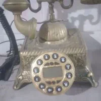 تلفن برنجی سنگین