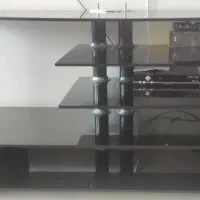 زیر تلویزیون شیشه یی کاملا سالم تمیز