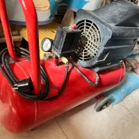پمپ باد ۵۰ لیتری سپاهان