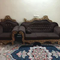 مبل 8 نفره سالم و زیبا فقط میز ندارد