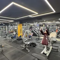 مربی بدنسازی و کراسفیت