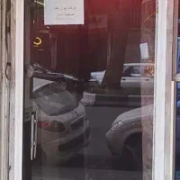 مغازه زیر پله بر اصلی خیابان مطهری متراژ 12