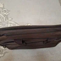 کیف دانشجویی|کیف، کفش، کمربند|ری, شهادت|دیوار