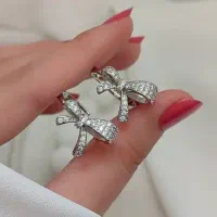 کادویی ولنتاین|بدلیجات|میانه, |دیوار