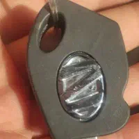 سویچ نیسان زامیاد بند قرمز رنگ گم شده