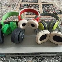 ۵عدد‌هدفون‌بلتوثی‌همراه‌dvdرایتر