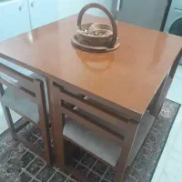 میزناهار خوری چهارنفره