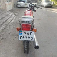 موتور سیکلت خشک چندروز کار ۱۵۰کاربرات استارتی