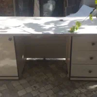 میز کار و مغازه