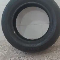 یک عدد لاستیک 225/65R17|قطعات یدکی و لوازم جانبی|شاهین‌شهر, شهرک میلاد|دیوار