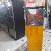 آب پرتقال گیرواب انارگیر زومکس اسپانیا