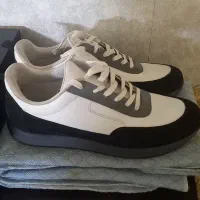 کتانی سایز۴۰